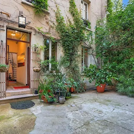 Charming 10 Min From Pere-lachaise Párizs